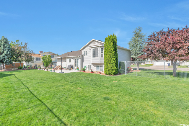 69 N 360 W, Clearfield, UT 84015 — photo 3