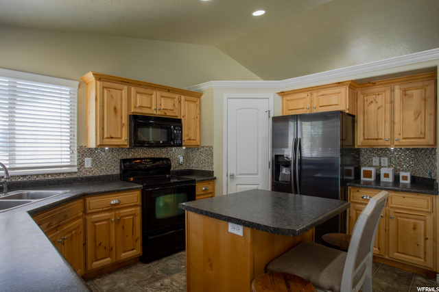4022 S 2725 W, Roy, UT 84067 — photo 4