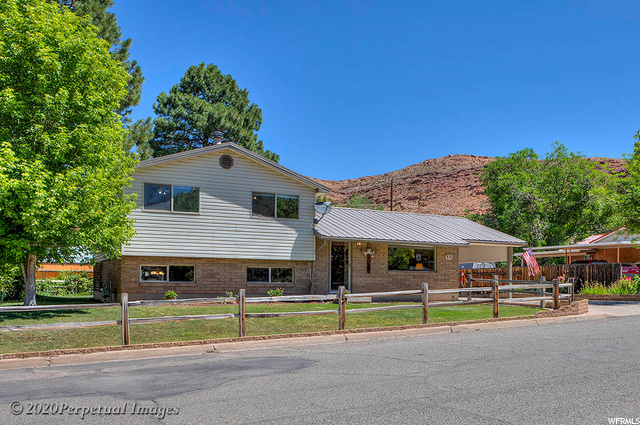 571 E 200 S, Moab, UT 84532 — photo 8