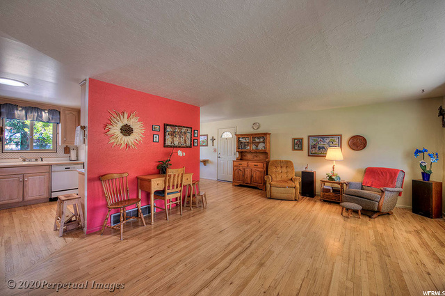 571 E 200 S, Moab, UT 84532 — photo 11