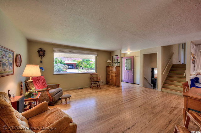 571 E 200 S, Moab, UT 84532 — photo 10