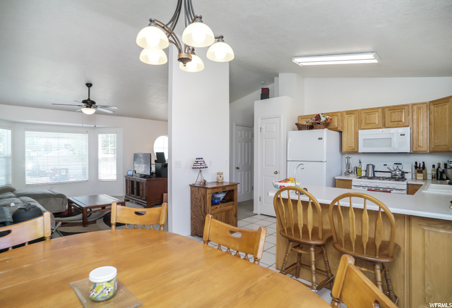 2207 N 2525 W, Clinton, UT 84015 — photo 8