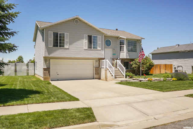 2207 N 2525 W, Clinton, UT 84015 — photo 2
