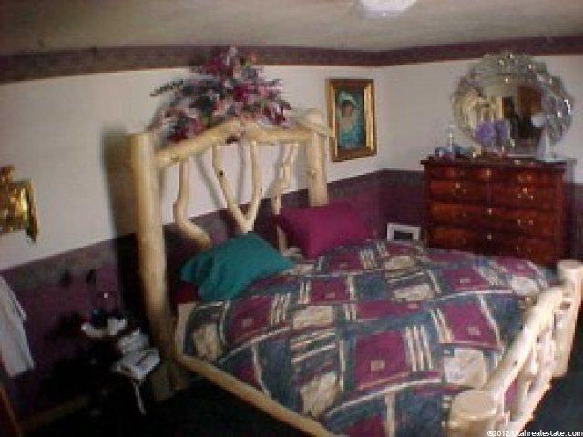 9088 Parakeet Dr, Sandy, UT 84093 — photo 4