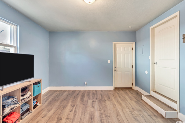 281 Barbara St, Layton, UT 84041 — photo 11