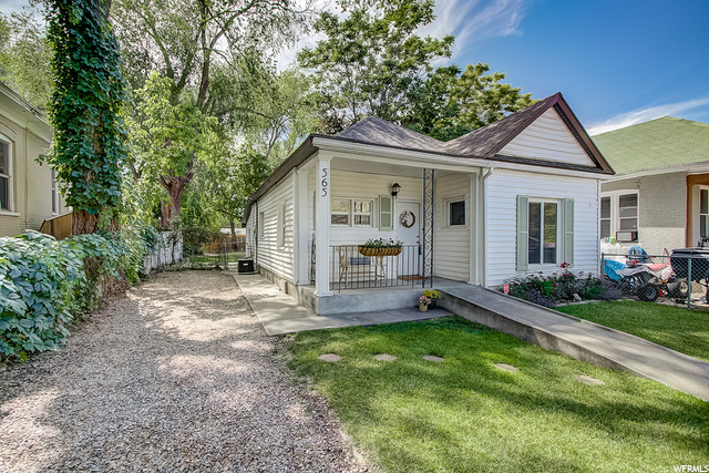 565 N Pugsley St, Salt Lake City, UT 84103