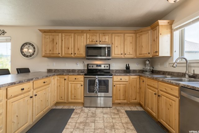 1354 W 1900 S, Logan, UT 84321 — photo 10