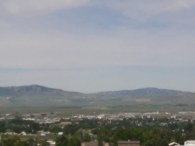 2685 N Ridge View Dr E, North Logan, UT 84341 — photo 2