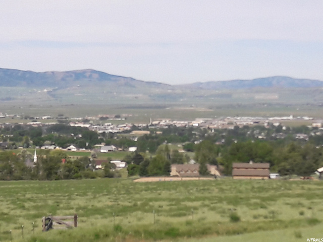 2685 N Ridge View Dr E, North Logan, UT 84341 — photo 3