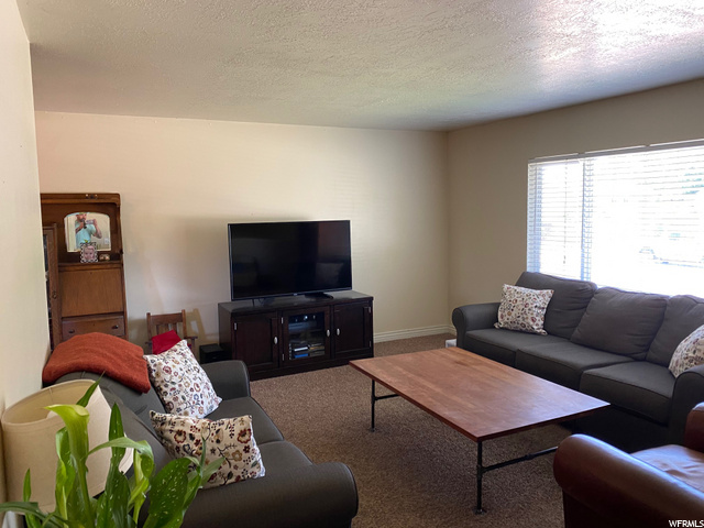 946 S 50 E, Layton, UT 84041 — photo 4
