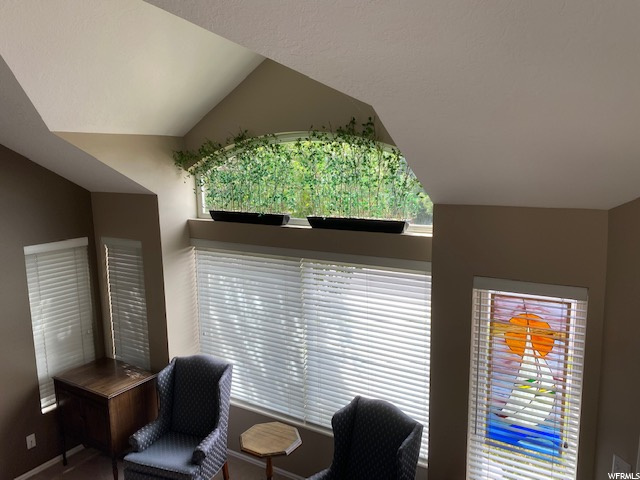 990 Edgewood Dr, Ogden, UT 84403 — photo 4
