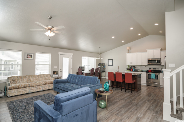 565 S 3300 W, Syracuse, UT 84075 — photo 3