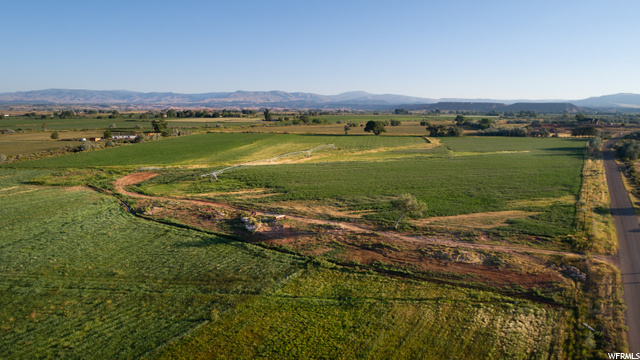 4689 N 10500 E, Lapoint, UT 84039 — photo 3
