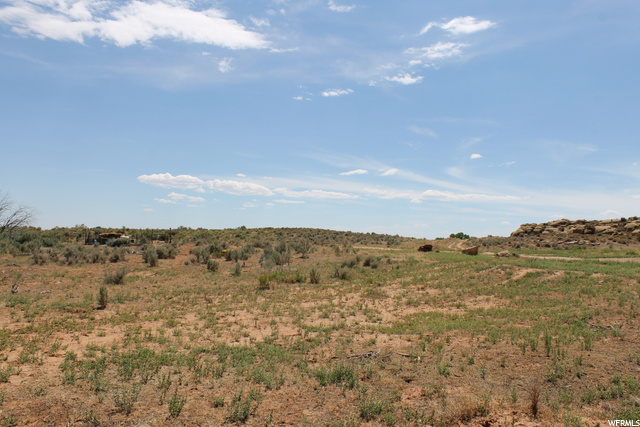 5467 N 9500 E, Lapoint, UT 84039 — photo 2