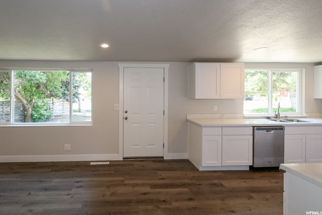 1458 Scott Cir, Layton, UT 84041 — photo 4