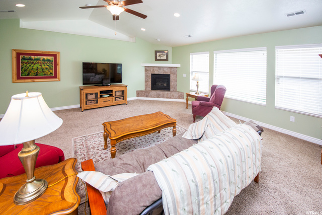 1944 W Park Dr, Syracuse, UT 84075 — photo 2