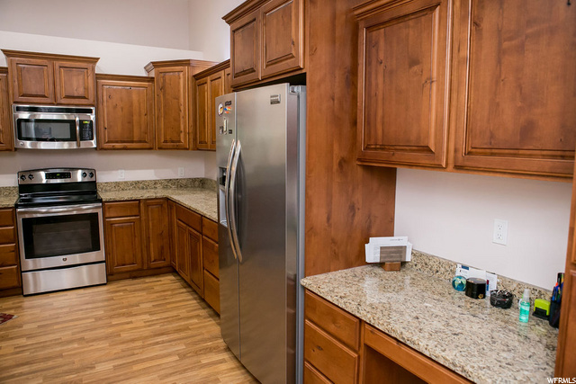 365 E 2280 N #A, North Logan, UT 84341 — photo 8