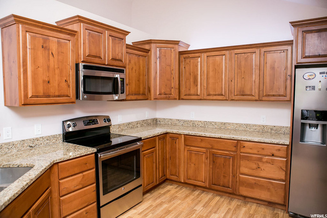 365 E 2280 N #A, North Logan, UT 84341 — photo 4