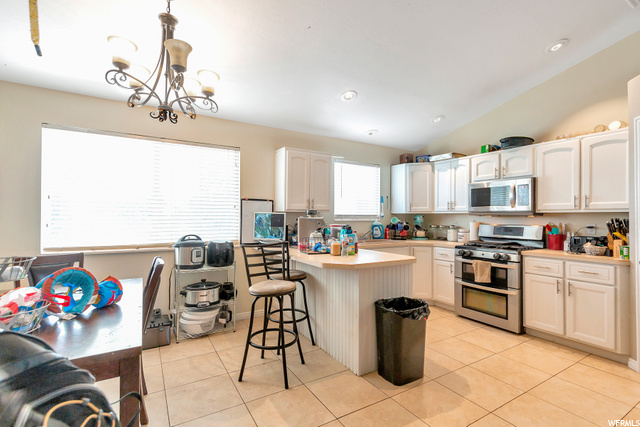5213 S 3275 W, Roy, UT 84067 — photo 4