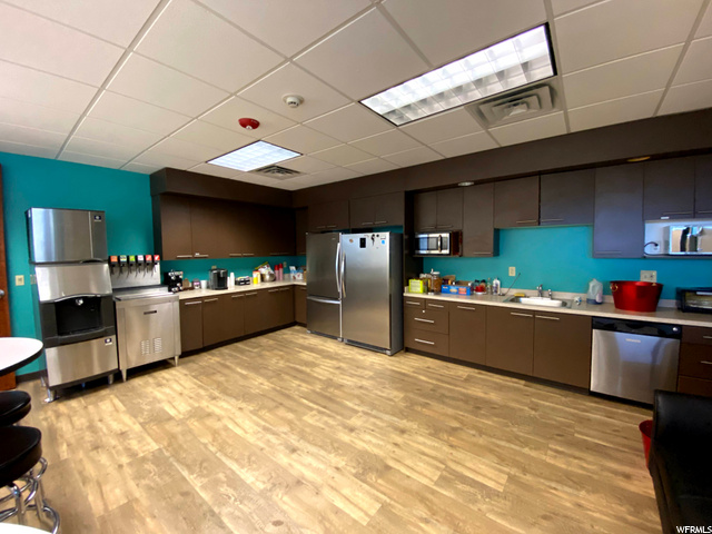 6975 UNION PARK, Cottonwood Heights, Utah 84047, ,Commercial Lease,For Sale,UNION PARK,1682057
