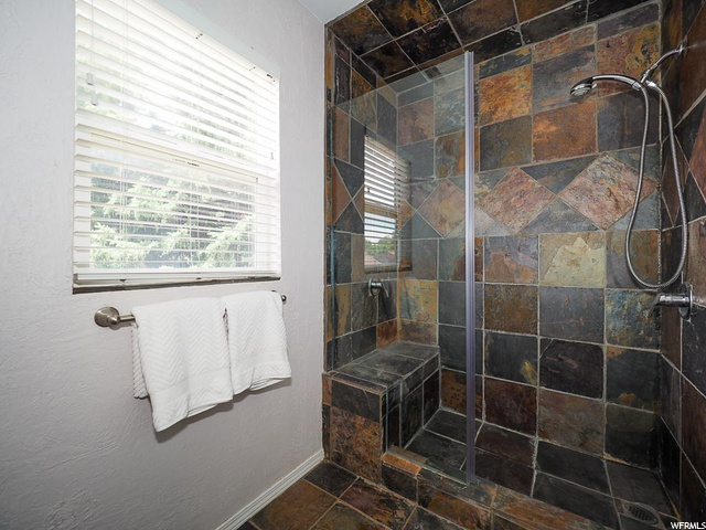 3088 E Nordic Dr, Sandy, UT 84093 — photo 10