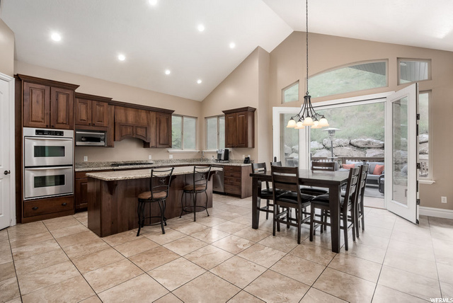 4375 S Foothill Dr, Bountiful, UT 84010 — photo 5