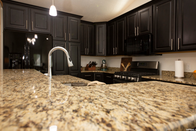 194 Douglas, Ogden, UT 84404 — photo 7