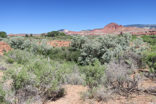 700 N Sunset Ln E, Torrey, UT 84775 — photo 12