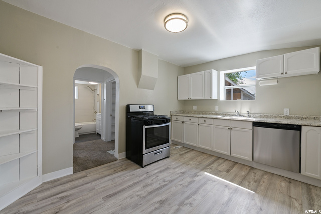 8832 S 540 E, Sandy, UT 84070 — photo 2