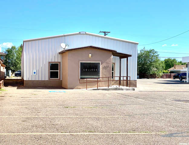 341 E Main St, Vernal, UT 84078 — photo 5