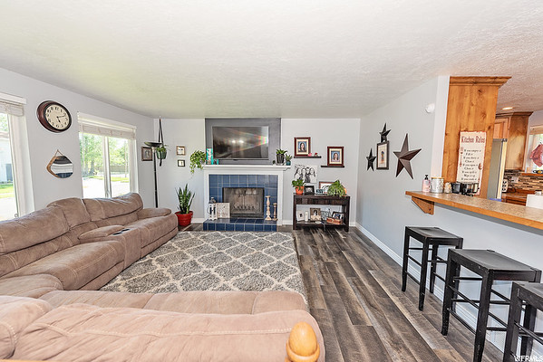1021 E Buchnell Dr S, Sandy, UT 84094 — photo 4