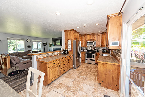 1021 E Buchnell Dr S, Sandy, UT 84094 — photo 9