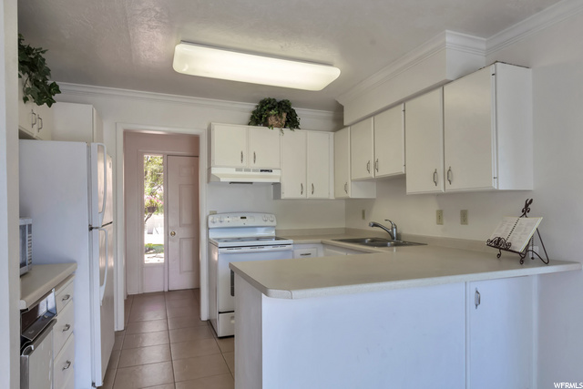 1073 E 8320 S, Sandy, UT 84094 — photo 7