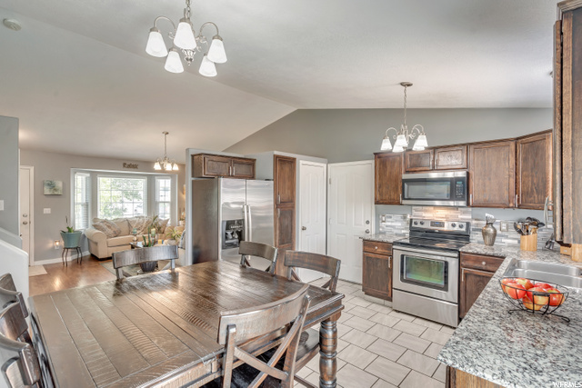 5342 S 4200 W, Roy, UT 84067 — photo 4