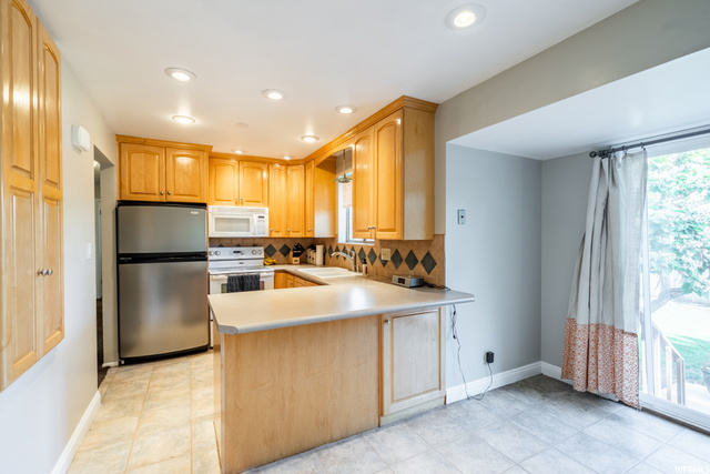 361 E 6770 S, Midvale, UT 84047 — photo 5