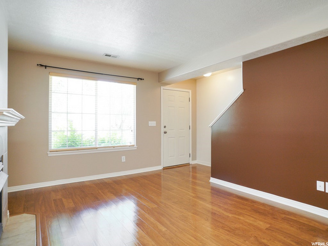 1445 S Cobblestone Ln E, Ogden, UT 84404 — photo 2