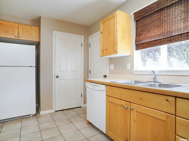 1445 S Cobblestone Ln E, Ogden, UT 84404 — photo 7