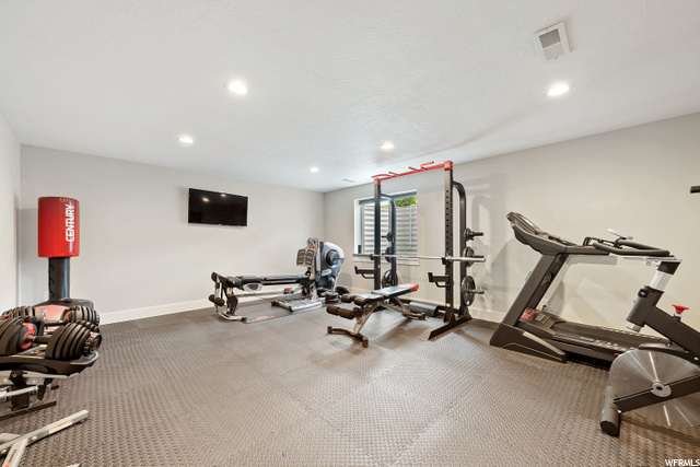 1202 N 2125 E, Layton, UT 84040 — photo 4