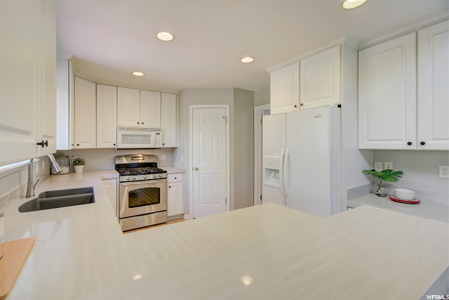 588 E Compton Ct, Murray, UT 84107 — photo 10