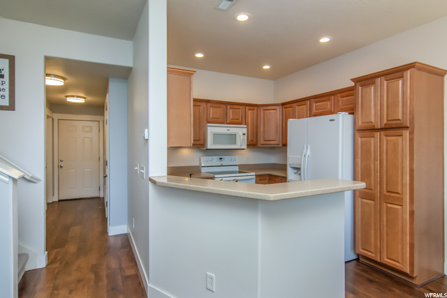 74 E Calbourne Ln, Sandy, UT 84070 — photo 8