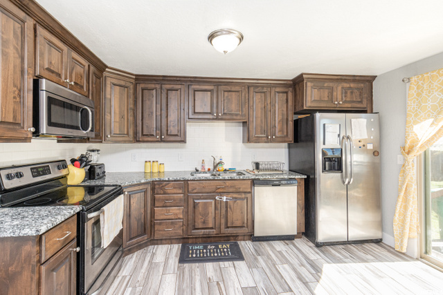 306 E 900 S, Layton, UT 84041 — photo 5