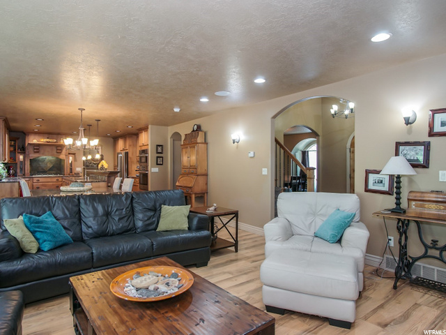 2220 Cherry Meadows Ln, Layton, UT 84040 — photo 11