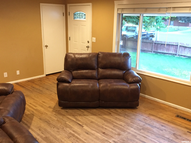 520 W 100 N, Logan, UT 84321 — photo 8