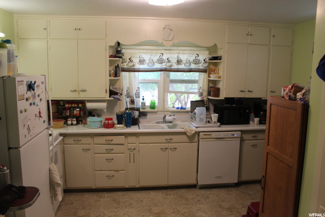 622 W 100 N, Delta, UT 84624 — photo 6