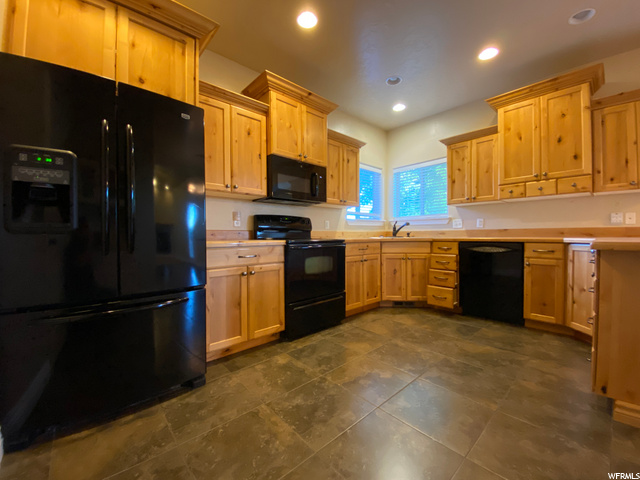 324 E 2970 S, Vernal, UT 84078 — photo 7