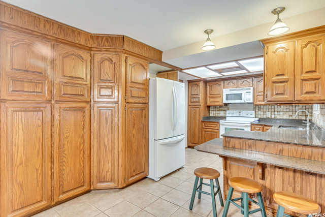 5477 S 2100 W, Roy, UT 84067 — photo 4