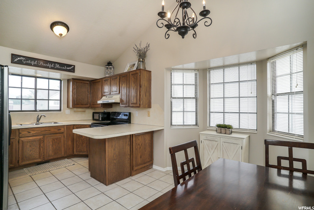 4841 S 3900 W, Roy, UT 84067 — photo 6