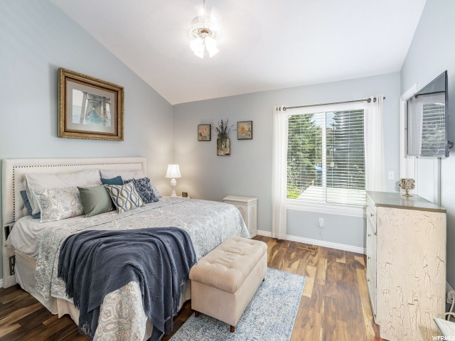 1024 E Alexander Ct, Sandy, UT 84094 — photo 7