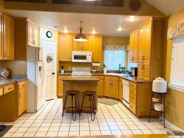 1024 E Alexander Ct, Sandy, UT 84094 — photo 5
