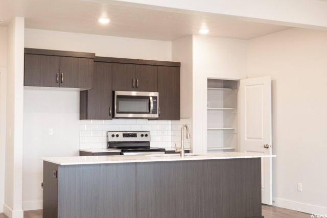 453 S 1540 E, Hyrum, UT 84319 — photo 3